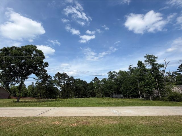 6218 Rolling Hills Road, Conroe, TX 77303