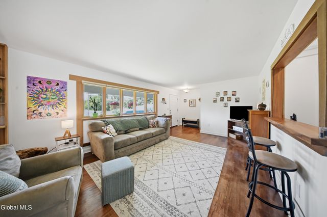 1276 Spring Avenue, Brunswick, NY 12198