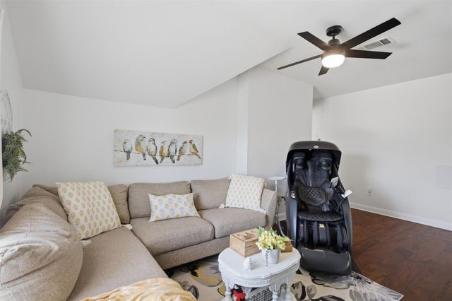 306 Thunderbay DR, Georgetown, TX 78626