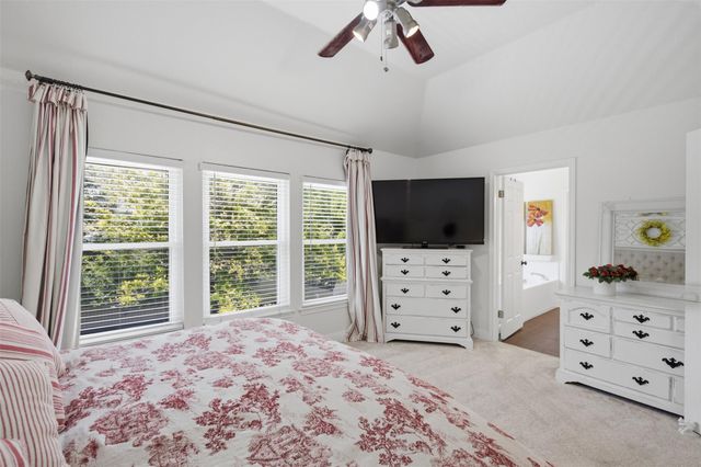306 Thunderbay DR, Georgetown, TX 78626