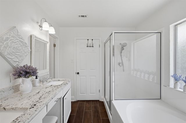 306 Thunderbay DR, Georgetown, TX 78626