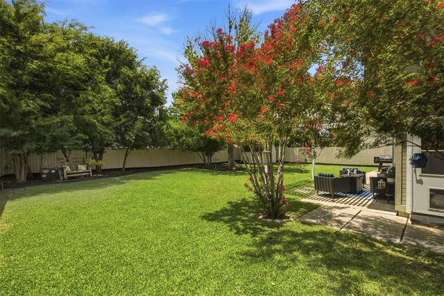 306 Thunderbay DR, Georgetown, TX 78626