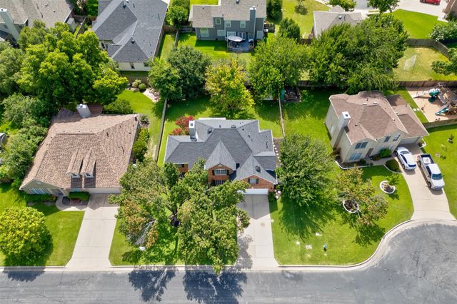 306 Thunderbay DR, Georgetown, TX 78626