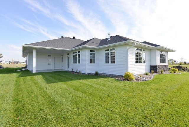 235 Emma Court, Mapleton, ND 58059