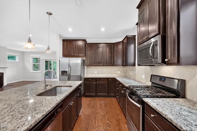 2139 Gregor Overlook Lane, Apex, NC 27502