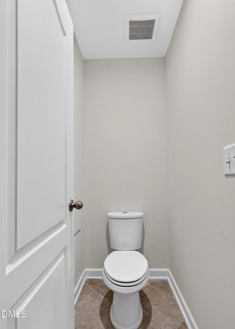 2139 Gregor Overlook Lane, Apex, NC 27502