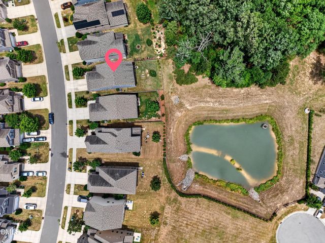 2139 Gregor Overlook Lane, Apex, NC 27502