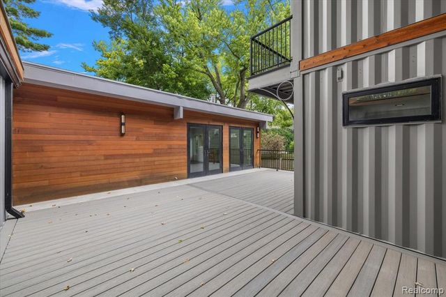 303 Forest Avenue, Royal Oak, MI 48067