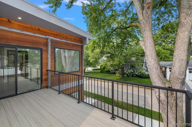 303 Forest Avenue, Royal Oak, MI 48067