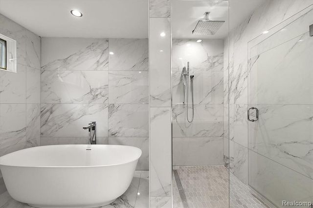 303 Forest Avenue, Royal Oak, MI 48067
