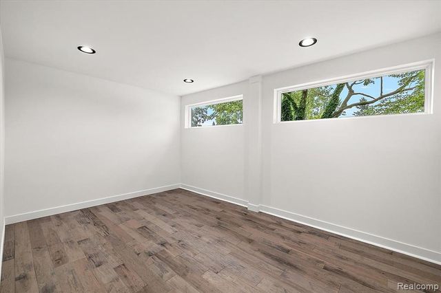 303 Forest Avenue, Royal Oak, MI 48067