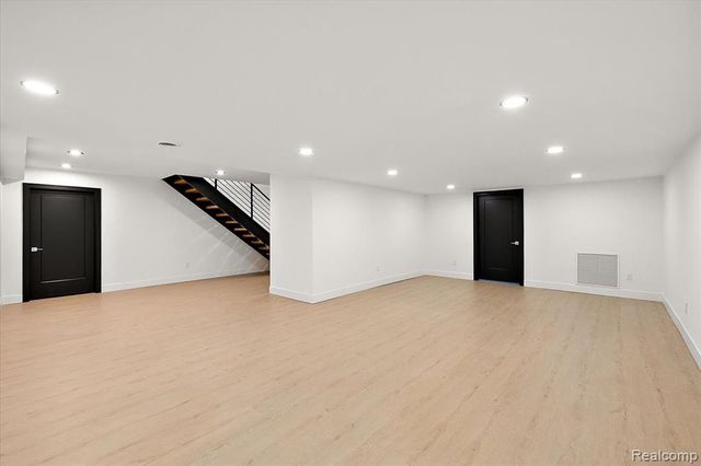 303 Forest Avenue, Royal Oak, MI 48067