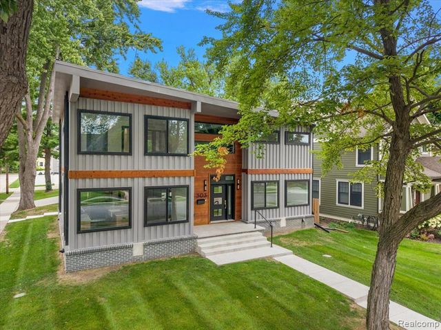 303 Forest Avenue, Royal Oak, MI 48067