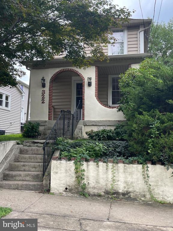 322 WOODLAND AVE, AMBLER, PA 19002 — exterior