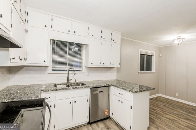 2820 Rex Road, Ellenwood, GA 30294