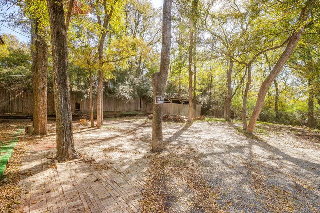 5201 Curzon Avenue 14, Fort Worth, TX 76107