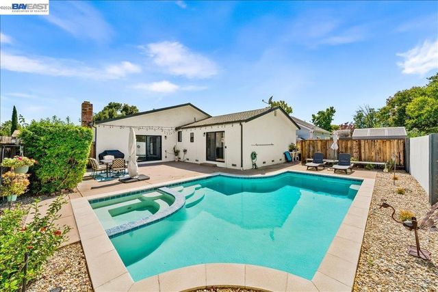 586 Colusa Way, Livermore, CA 94551