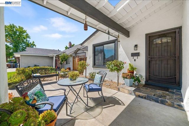 586 Colusa Way, Livermore, CA 94551