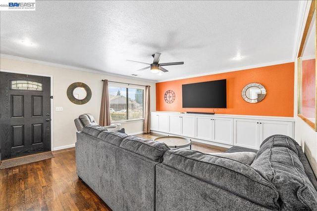 586 Colusa Way, Livermore, CA 94551