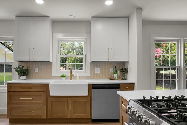 1154 Plantation Lane, Mount Pleasant, SC 29464
