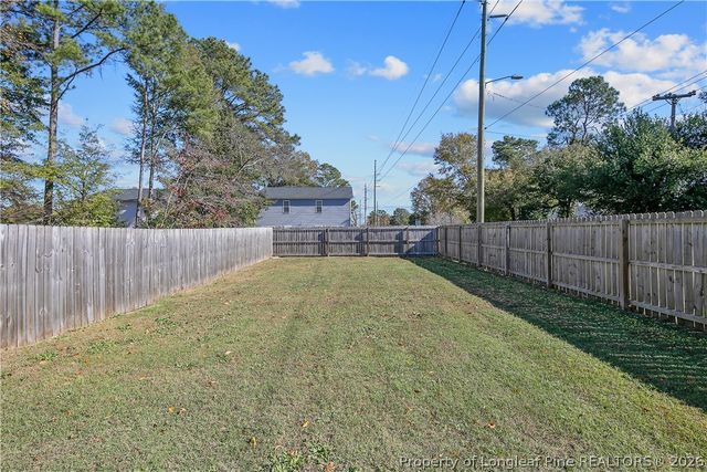 395 Hicks Avenue, Fayetteville, NC 28304