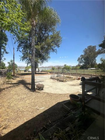 18060 Grand Avenue, Lake Elsinore, CA 92530