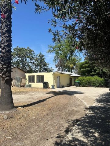 18060 Grand Avenue, Lake Elsinore, CA 92530