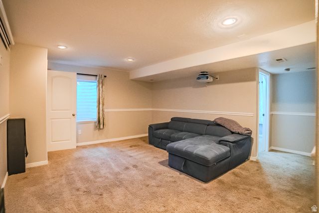 858 W MUSTANG CIR, Saratoga Springs, UT 84045