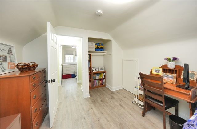 1789 Eggert Road, Amherst, NY 14226