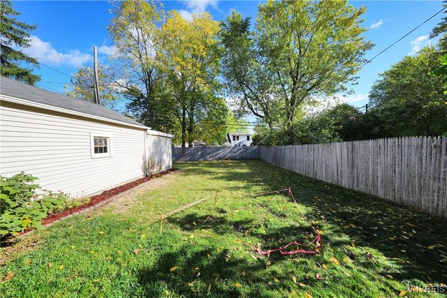 1789 Eggert Road, Amherst, NY 14226