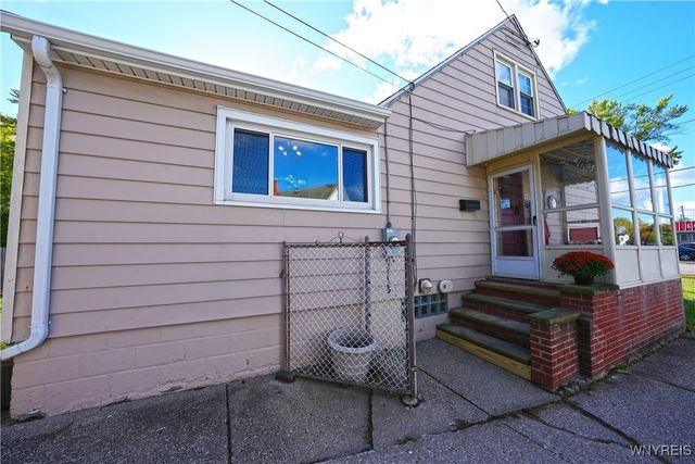 1789 Eggert Road, Amherst, NY 14226