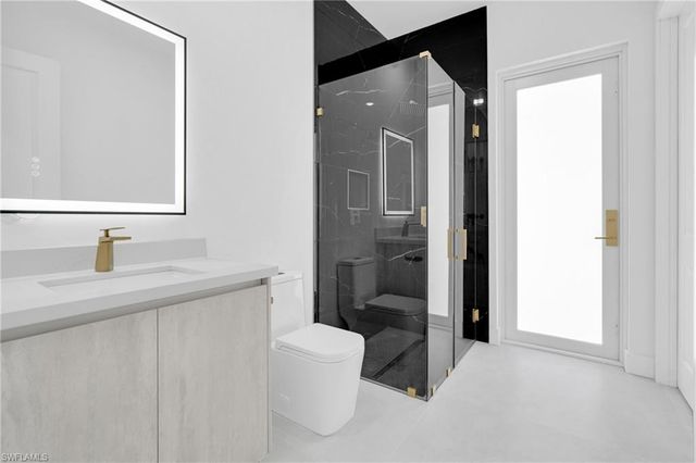 264 W Pine Valley LN, Rotonda West, FL 33947