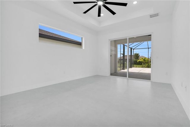 264 W Pine Valley LN, Rotonda West, FL 33947