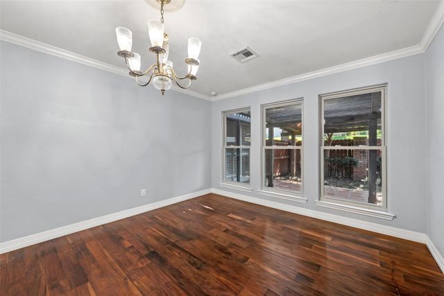 9925 Sandalwood Drive, Woodway, TX 76712