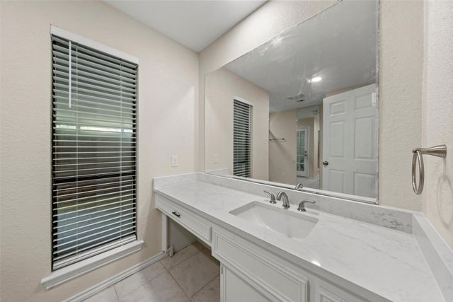 9925 Sandalwood Drive, Woodway, TX 76712