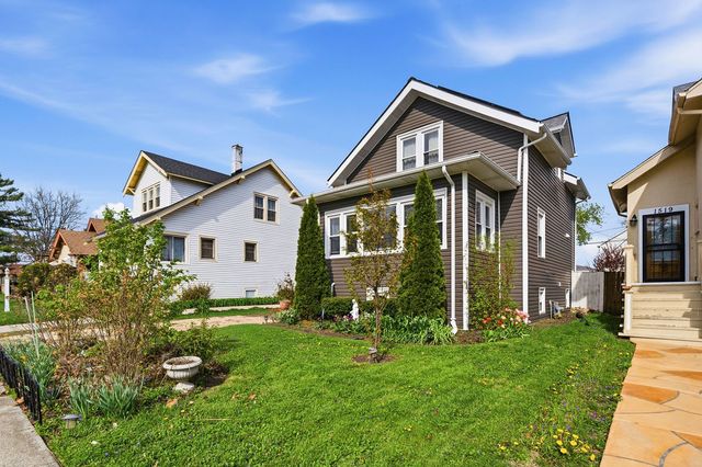 1515 S 3rd Avenue, Maywood, IL 60153