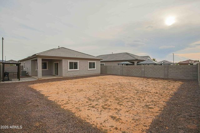 25946 W SWILLING Road, Buckeye, AZ 85396