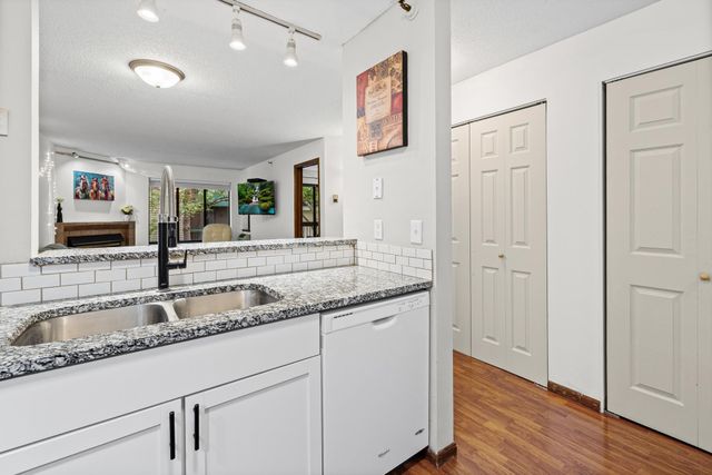 7618 York Avenue S 1218, Edina, MN 55435