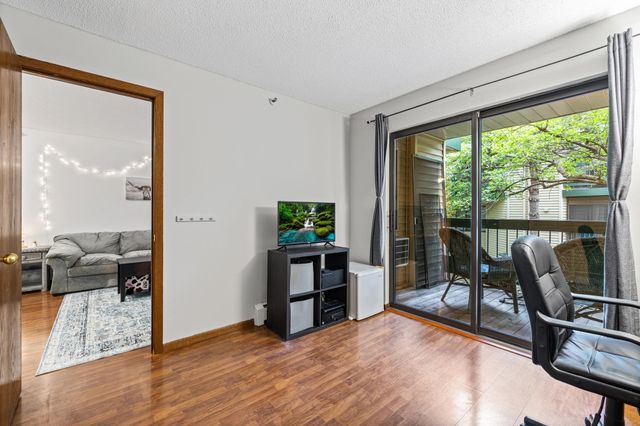 7618 York Avenue S 1218, Edina, MN 55435