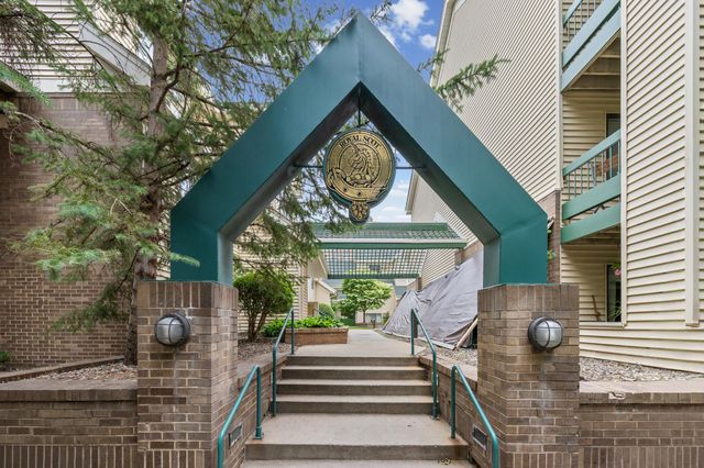 7618 York Avenue S 1218, Edina, MN 55435