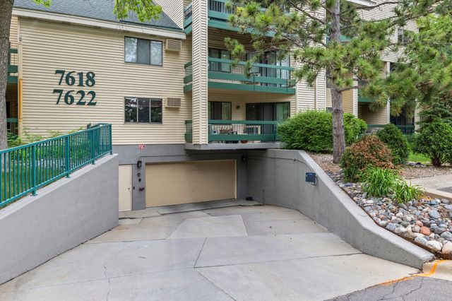 7618 York Avenue S 1218, Edina, MN 55435