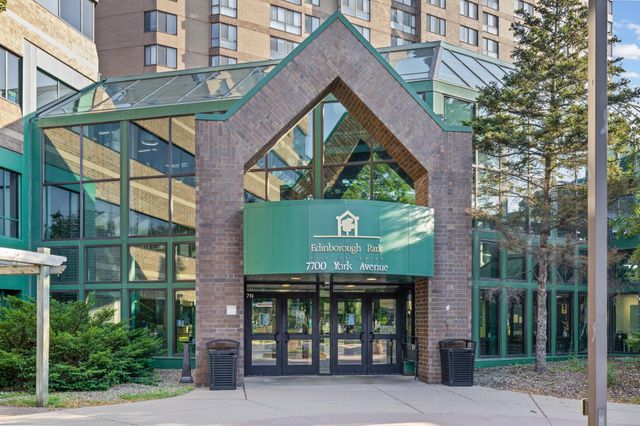 7618 York Avenue S 1218, Edina, MN 55435