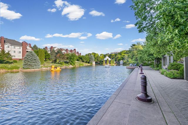 7618 York Avenue S 1218, Edina, MN 55435