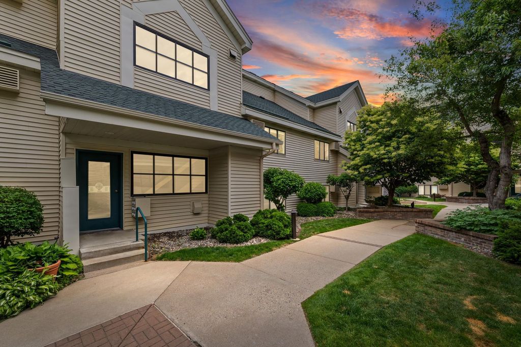 7618 York Avenue S 1218, Edina, MN 55435 — photo 3