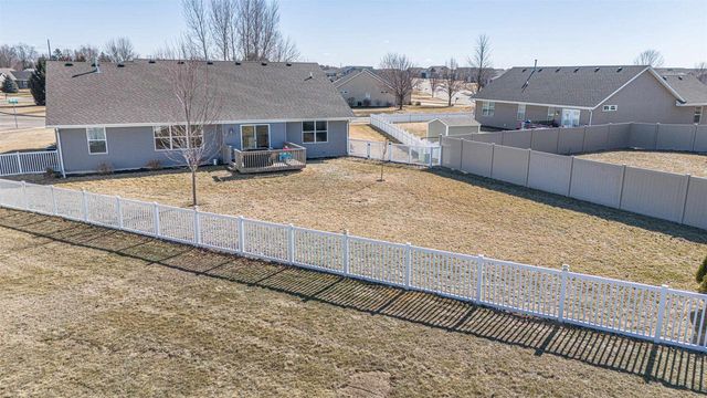 3633 Golden Eagle Court, Beloit, WI 53511