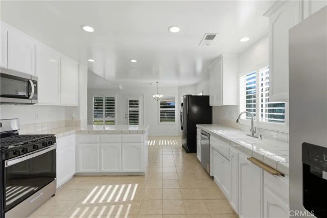 2306 Viso Way, Bakersfield, CA 93313