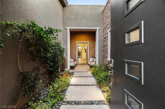 6262 Petroglyph Avenue, Las Vegas, NV 89135