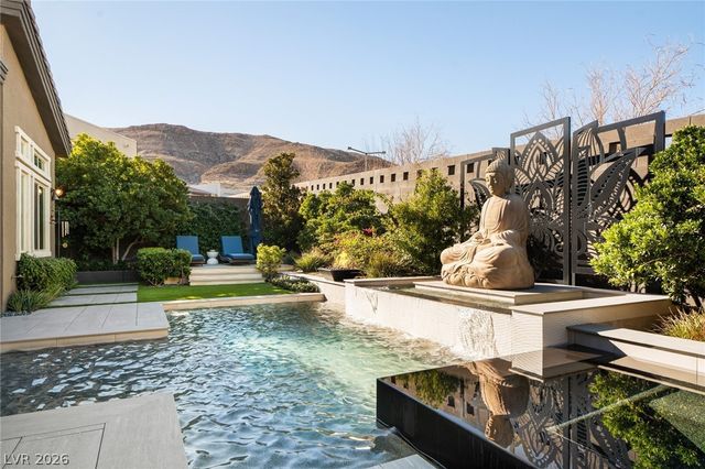 6262 Petroglyph Avenue, Las Vegas, NV 89135