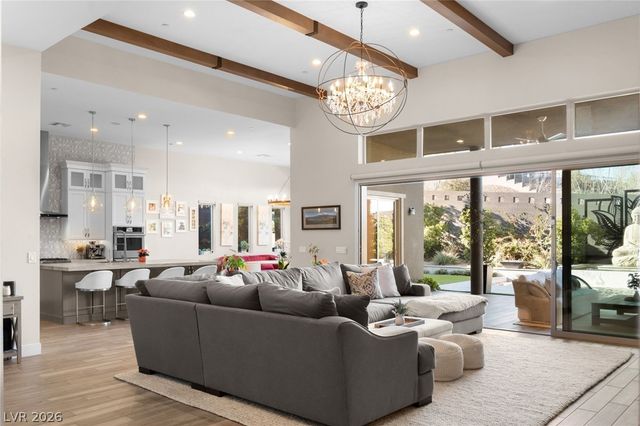 6262 Petroglyph Avenue, Las Vegas, NV 89135