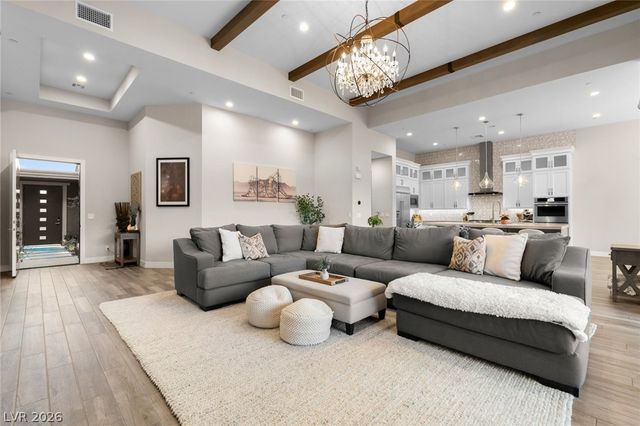 6262 Petroglyph Avenue, Las Vegas, NV 89135